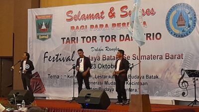 Perbas Helat Festival Tari Tor-tor dan TRIO yang di gelar, Disbud Sumbar Apresiasi Penuh