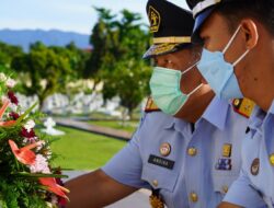 Kakanwil Kemenkumham Sumbar Pimpin Upacara Tabur Bunga dan Ziarah Makam Pahlawan