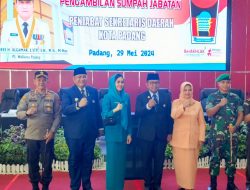 Walikota Padang Andree H Algamar Lantik Pj Sekdako Padang Yosefriawan