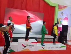 Pegulat Sumbar Gilang Ilhaza Raih Emas PON XXI