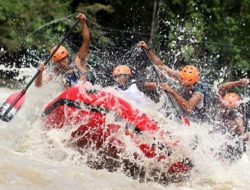 Tim Putri Arung Jeram Sumbar Kebagian Perunggu di PON XXI