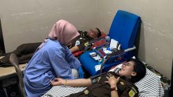 HUT OJK 13 Tahun, Kajati Sumbar Ikut Serta Sumbangkan Darah