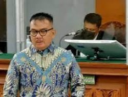 Erick Tohir Tunjuk Guru Besar Fakultas Hukum Unand Prof Elwi Danil Jabat Komisaris PT Pelindo